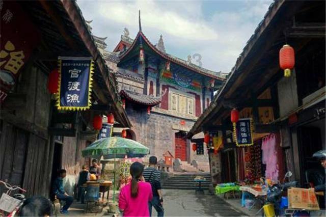 多彩梦想绽放乡村文艺小院
